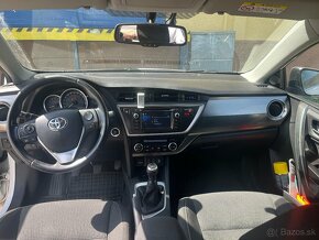 Toyota auris 1.4 diesel - 7