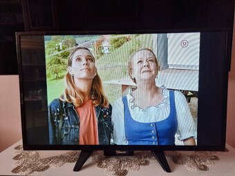 Predám LED TV Philips 32PHS4132 HD ready - 7