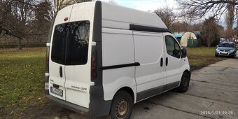 OPEL VIVARO 1,9 DIESEL - 7