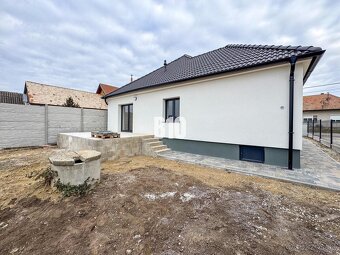 3 izbový rodinný dom - kompletná rekonštrukcia - 711 m2 - Zb - 7