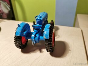 Traktor Fordson Crescent toys England - 7