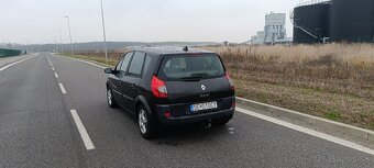 Renault Scénic 1.5 dci - 7