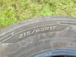 Hankook 215/65R17 - 7