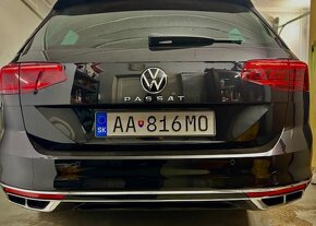 VW Passat Variant 110Kw .R line Pano Virtual IQ Light - 7