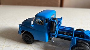 Tatra 138 NT 6x6 ťahač 1:43 Avtoistoria - 7