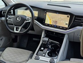 VW Touareg 3.0 V6 TDI - 7