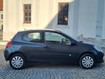 Renault Clio 1.2i - 7