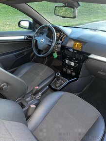 Predám Opel Astra H Cabrio 1.6 - 7