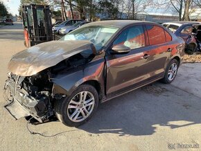 Rozpredam Volkswagen Jetta IV 1.6 TDI 2014 - 7