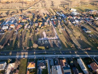 Na predaj sedem rodinných domov v REZIDENČNOM KOMPLEXE... - 7