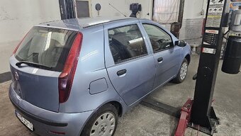 Fiat Punto 1.2 8v R.v. 2009 - 7