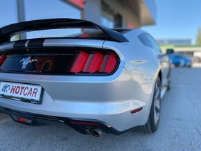 FORD MUSTANG FASTBACK 3.7 V6 227KW - 7