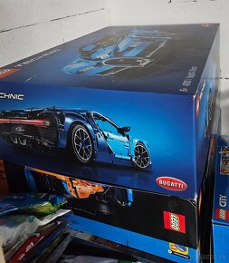 LEGO 42083 Bugatti Chiron - 7