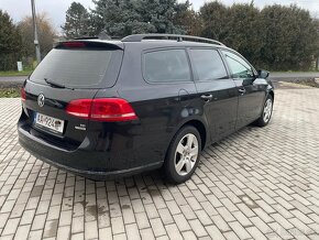 Volkswagen passat B7 Combi Bluemotion 1.6 TDI 6.St Manuál - 7