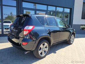 Toyota RAV4 2.2l D-CAT 150 Premium A/T - 7