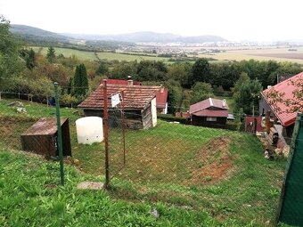 NA PREDAJ POZEMOK NA REKREAČNÉ ÚČELY S VÝMEROU 304 M2. - 7