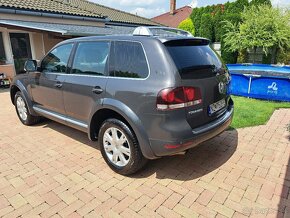 VW Touareg 3,0 V6 TDI Tiptronic - 7