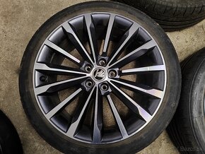 Predám kolesá Škoda Trinity 5x112 R19 235/40 - 7