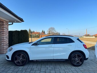 Mercedes-Benz GLA 220d A/T 4-Matic AMG Line - 7