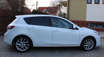 • MAZDA 3 2.0i, 110 kW, benzín, 6-st. manuál, r.v. 2012 • - 7