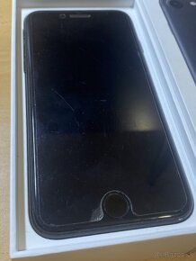 IPHONE 7 32GB + + VIANOČNE DORUČENIE - 7