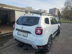 Dacia duster  1,3  96kw 4x4 r 6/2020 - 7