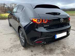 Mazda 3 2.0 AT Benzín + HEV 2020 - 7