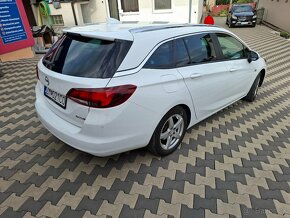 Opel  Astra Sport Tourer.  1.6Cdti - 7