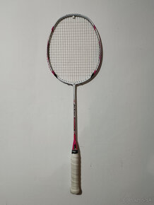 Predam Yonex YONEX - Nanoray 20 ,,YONEX  -Voltric 7 ,,YONEX - 7