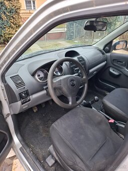 Suzuki Ignis 1,3 wwt 69 kw benzín  4x4 - 7