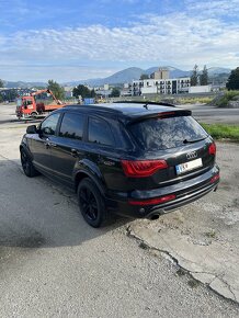 Predám Audi Q7 4.2 V8 rocnik 2012 ( 7 miestna verzia ) - 7