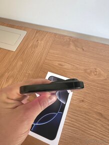 Iphone 16 pro max 256 GB 12 ciklov nevyhovuje veľkost - 7