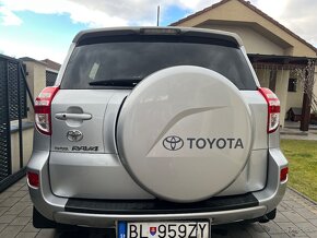 Toyota RAV 4 2.2D-4D 4x4 110kw naj.13ooookm - 7