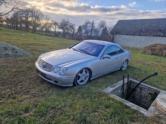 Mercedes Benz CL600 V12 W215 - 7