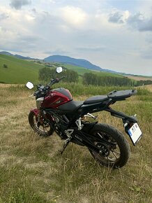 Honda CB125R - 7