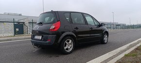 Renault Scénic 1.5 dci - 7