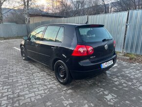 Volkswagen Golf V 2.0 TDi 103 kW (200 000km) - 7