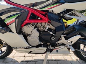 MV Agusta F3 - 7