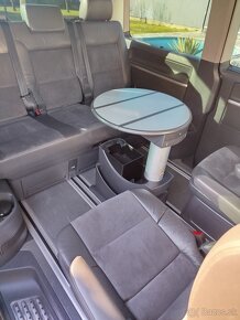 Volkswagen Multivan T5 2.0 BiTDI 4x4 DSG 7miest - 7