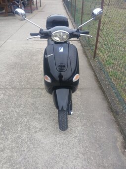 Piaggio Vespa 125 ET4 - 7