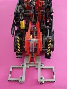 Lego Technic 8258 Ťahač Tow Truck - 7