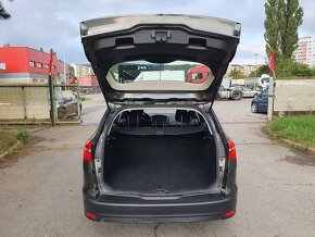 Predám  Ford Focus Kombi 1.5 TDCi Duratorq 120k Style - 7