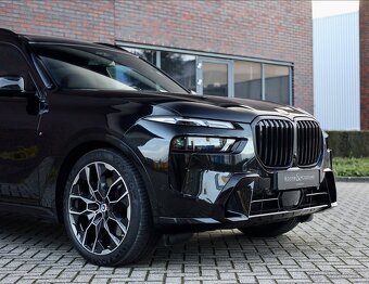 BMW X7 40d xDrive 259KW diesel, INDIVIDUAL, M SPORT, - 7