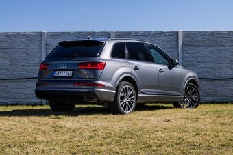 Q7 3.0 TDI 272k quattro tiptronic / 7 Miest / BOSE / Vzduch - 7