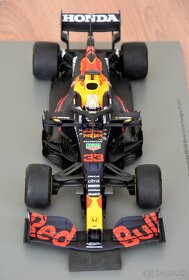 M. Verstappen (RB16B) 1:18 VC Emilia-Romagna 2021 - Spark - 7