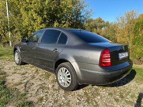 Škoda Superb 1.9 TDI Automat - 7