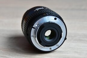 Nikon AF 28-70 f/3.5-4.5D pre SLR a DSLR - 7