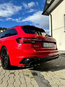 Audi RS4 COMPETITION MATRIX VIRTUAL Red/Black - 7