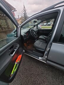 SEAT Alhambra 1.9 TDi [96kW] - 7