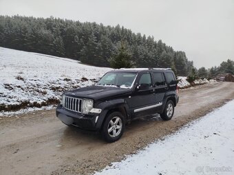 Jeep Cherokee Liberty KK 2.8 CRDi 4x4 - 7